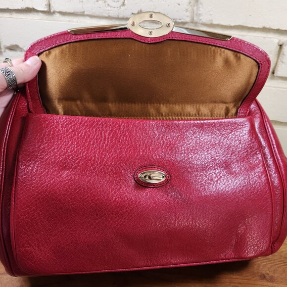 Euc  Coach Madison Madeline East West Shoulder Bag Purse - Picture 13 of 16